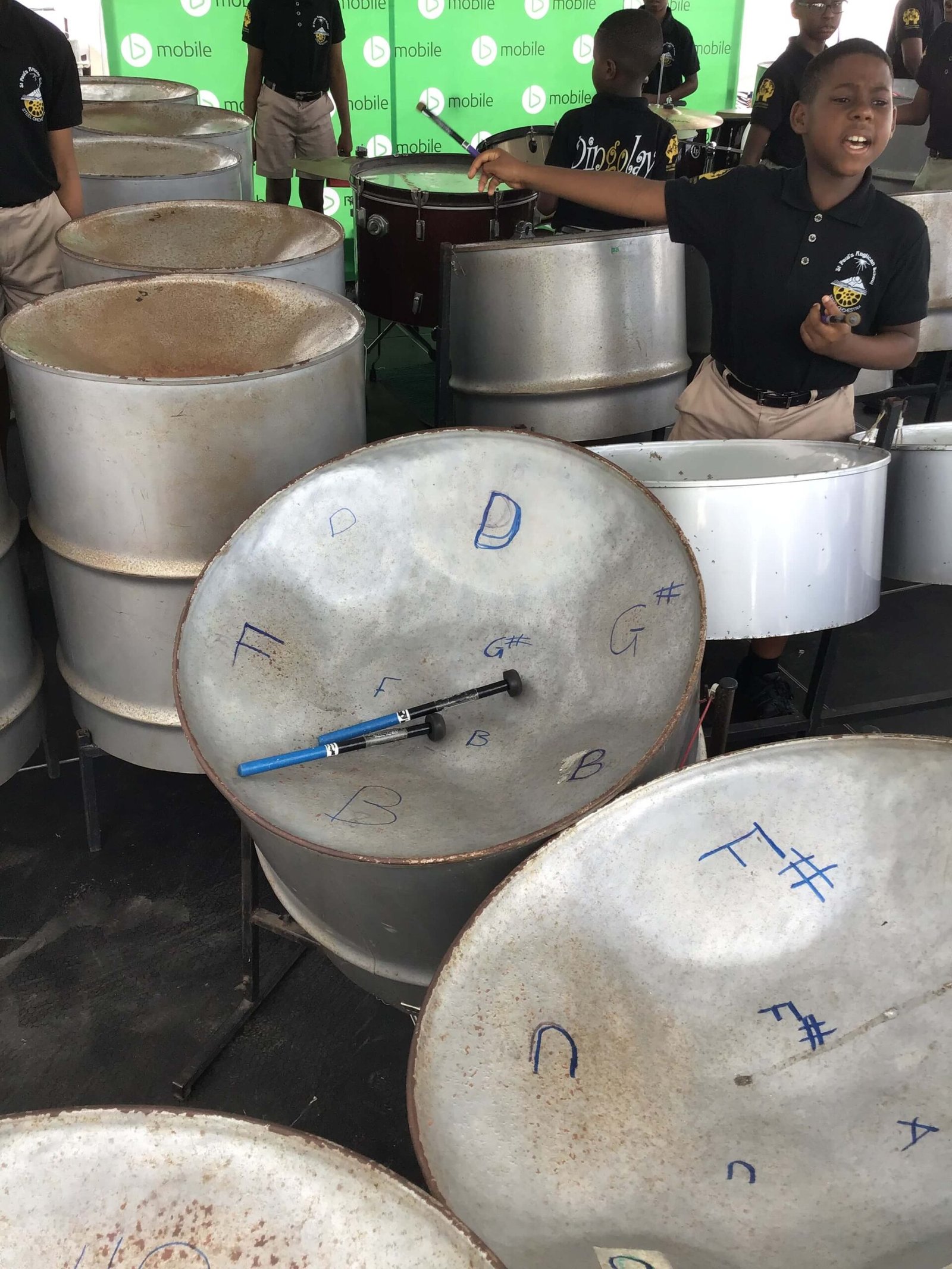 steelband drums_pan for blue
