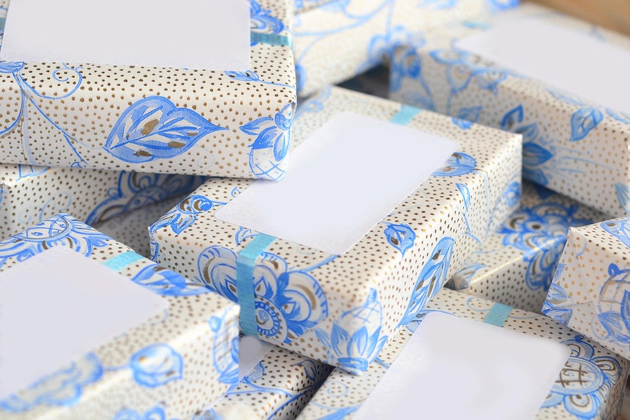 gifts, boxes, presents, wedding, happy birthday, marriage, souvenir, crafts, celebration, event, christening, wedding details, party, celebrate, give away, packaging